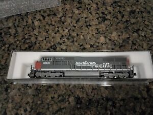 N Scale Kato SD70M Southern Pacific #9800  Item #176-7603 2006 Run