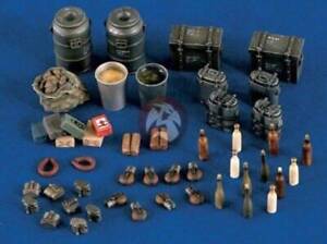 1/35 Resin Model Kit German Equipment and Ammunition WW2 Unpainted