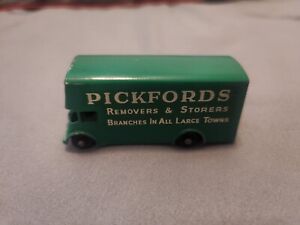 Lesney Matchbox Pickford's Removal Van No.46 1960 Green Made in United Kingdom.