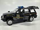 1995 Road Champs | 5” Chrysler Corp. | West Virginia State Police | Diecast 1:43