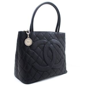 k56 CHANEL Authentic Silver Medallion Caviar Shoulder Bag Shopping Tote Black