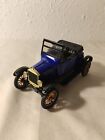 1925 Ford Model T Runabout 1:24 Scale in Blue Model by Motormax 79327BLU NO BOX