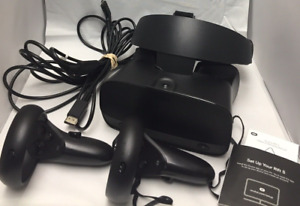 New ListingOculus Rift S PC-Powered VR Gaming Headset And Controllers