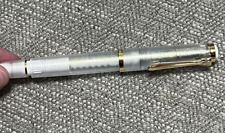 Pre-Owned Pelikan Classic M200 Golden Beryl Fountain Pen - EF Nib