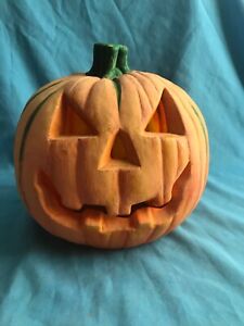 Pre-Owned Painted Plastic 7” Jack-O-Lantern Carved Pumpkin Halloween Decoration