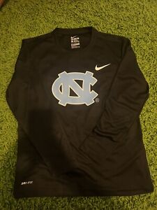 Nike UNC NCAA Long Sleeve Shirt Size L Brand New