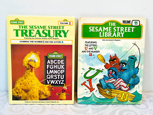 (2) VNTG Sesame Street Treasury Library Volumes 1 & 11 HC VG/NF 1978/1983