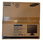 Samsung SyncMaster 740N  17-inch TFT-LCD Monitor - NEW