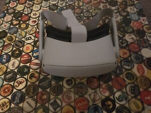 Oculus (Meta) Quest 2 128GB With Controllers