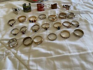 Lot of 25 rings