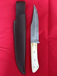 Damascus Blade Hunting knife with Brown leather belt sheath