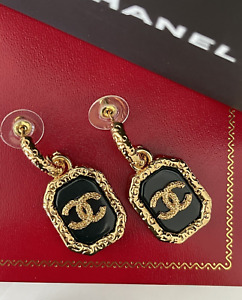Chanel CC Logo Drop Dangle Earrings Black Onyx and Gold