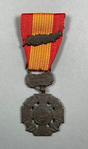 South Vietnamese Cross of Gallantry w/Bronze Palm Made in Vietnam During the War