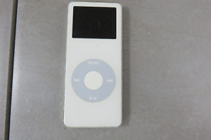 Apple iPod Nano 1st Generation 2GB White A1137 MA004LL/A Tested MP3 Player