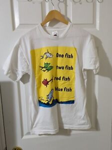 Dr Seuss VTG White t Shirt Men L One Fish Two Fish Red Blue Fish S51