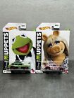 Hot Wheels The Muppets Kermit the Frog With Miss Piggy New Carded Set of 2