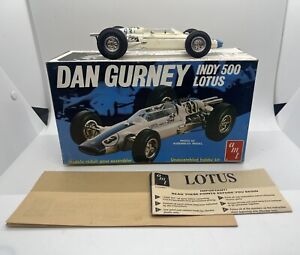 AMT Dan Gurney Indy 500 Lotus Racer 1:25 Scale Plastic Model Car Kit T154