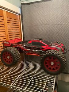 Traxxas XRT RTR with  Batteries