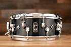 MAPEX BLACK PANTHER NUCLEUS 14 X 5.5 MAPLE / WALNUT / MAPLE SNARE DRUM, PIANO BL