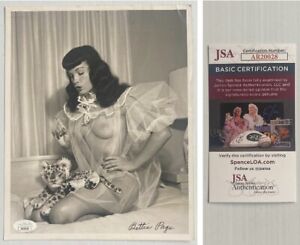 Pinup Queen Model Bettie Page Signed Autograph 8x10 B&W Photo - JSA - FREE S&H!