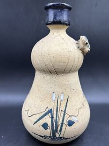 New ListingSouthwest Vase With Toad Cattails Signed  7.5” Neutral Buff Sandstone Color