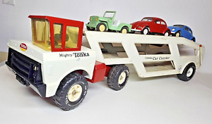 Vintage 1970's Mighty Tonka Car Carrier with Vehicles 1960's VW Beetles & Jeep