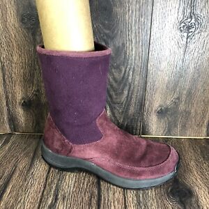 LL Bean Womens Red  Maroon Suede & Fabric Fleece Lined Winter Boots Zip Size 8