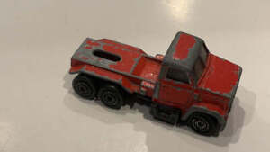 Red Transport Truck Semi 1/60 Majorette Toy Diecast Car