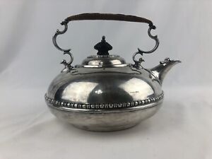 Elkington & Co Silver Plate Tea Pot With Lid & Woven Handle Cover Vintage 1939