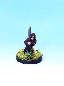 Female Halfling Cultist painted mini by Midlam Miniatures for RPGs like D&D