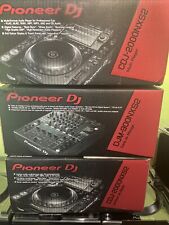 PIONEER DJ CDJ 2000NXS2 (2) & DJM 900NXS2 MIXER RARE MINT CONDITION BUNDLE