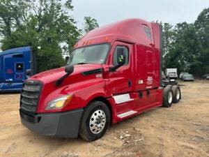 New Listing2018 Freightliner Cascadia PT126SLP 60'' Sleeper T/A Semi Truck Tractor bidadoo