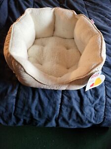 Pet Calming Bed Dog Cat Sleeping Kennel Puppy Super Soft Mat Pad Warm Nest
