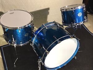 TAMA Starclassic Nesting Shell Pack-Blue Sparkle Lacquer-Made in Japan 4 drums