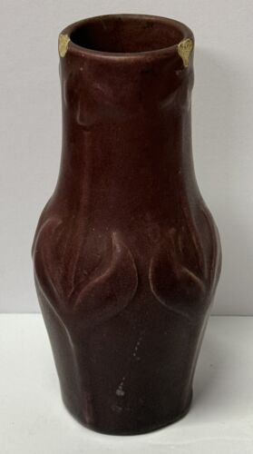 New ListingVan Briggle 1918 Arts And Crafts Pottery Mulberry Red Stylized Flowers Vase 821