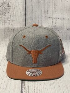Youth Mitchell & Ness Texas Orange Texas/Grey Longhorns Logo Snapback Hat. Wool