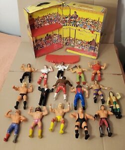WWF LJN Lot of 16 Figures & Wrestling Superstars Jumbo Case **Read Description**