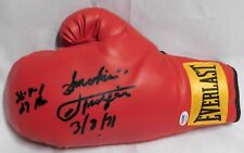 Joe Frazier Smokin Boxer Signed Red Everlast Boxing Glove PSA Authenticated