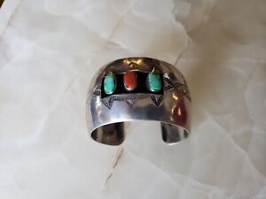 Classic Navajo Old Pawn heavy and wide Cuff Bracelet 68g