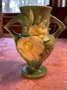 1940s ROSEVILLE POTTERY PEONY VASE DOUBLE HANDLE 168-6 GREEN WHITE USA