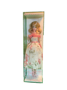 New ListingOFF TO THE RACES DERBY STYLE SILKSTONE BARBIE DOLL 2018 GAW CONVENTION EX. NRFB