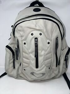 OAKLEY Vintage Backpack / Off White