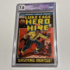 Luke Cage, Hero For Hire CGC 7.0 Origin / 1st App Luke Cage OW/W (1972)