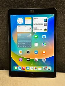Apple iPad 7th Generation 32GB Space Gray - Wifi Only!