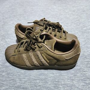 SALE! Adidas Superstar Sneakers NWOB Olive Green Men 6/Women 8 Shelltops/toes