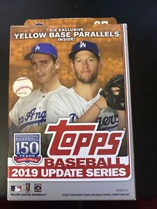 2019 Topps Update Baseball Walgreens Yellow Exclusive Hanger Box Sealed