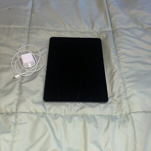 New ListingApple iPad Pro 5th Gen 1TB, Wi-Fi, 12.9 in - Space Gray