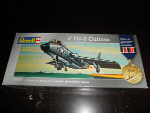 1/60 F-7U-3 CUTLESS US Navy Fighter Jet by Revell SEALED!