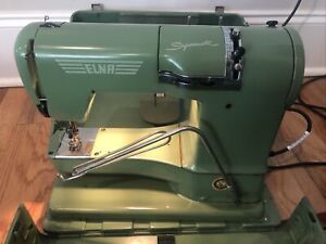 Vintage Elna Portable Green Supermatic Sewing Machine in Case 722010 Switzerland