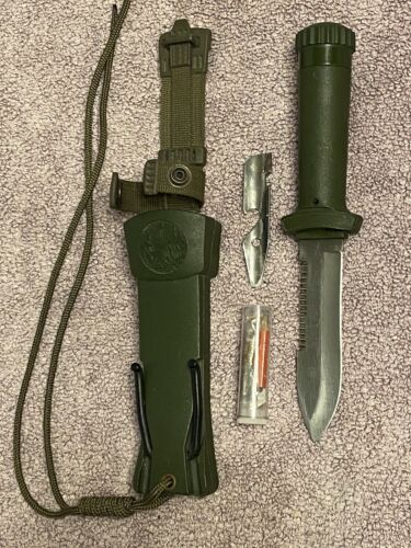Aitor Jungle King III Green Smooth Polymer Stainless Fixed Blade Knife